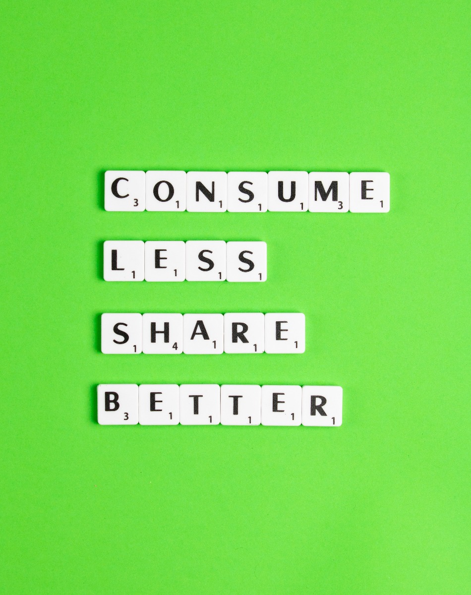 métaphore de l’économie circulaire “consume less share better”